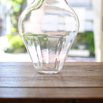 谷口 嘉 / 花器 九角