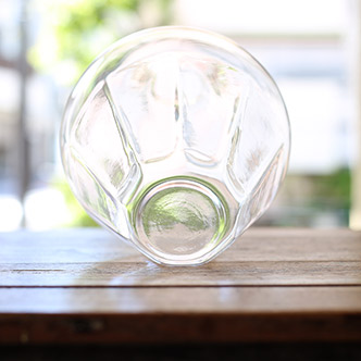 谷口 嘉 / 花器 九角