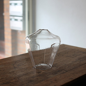 谷口 嘉 / 花器 十角